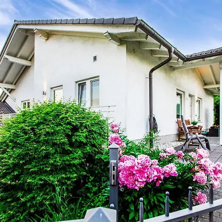 Vakantiehuis 3 Bedroom Stunning In