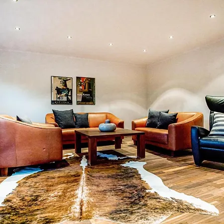 Vakantiehuis 3 Bedroom Stunning In