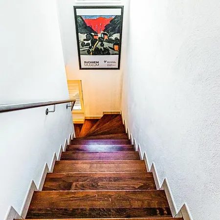 3 Bedroom Stunning In *