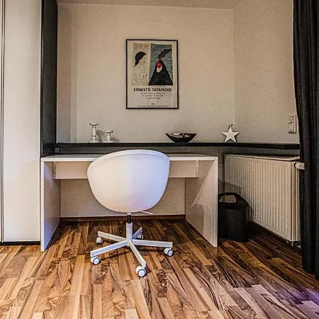 3 Bedroom Stunning In レンネシュタット