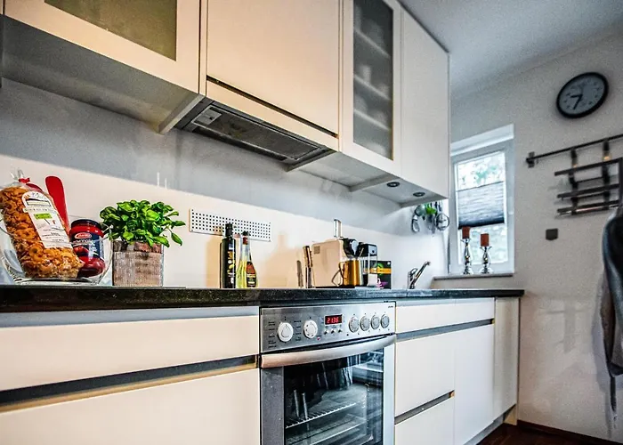 3 Bedroom Stunning In *