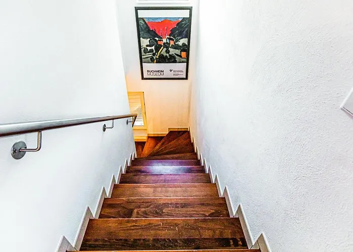 3 Bedroom Stunning In *