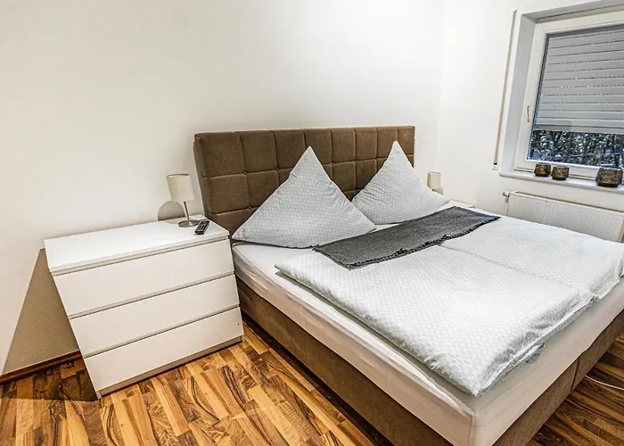 3 Bedroom Stunning In 伦讷施塔特